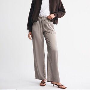 Abercrombie satin pull on pants